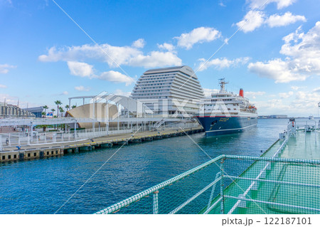 神戸メリケンパーク (12月　昼　夜景) 122187101