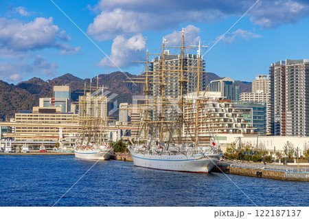 神戸メリケンパーク (12月　昼　夜景) 122187137