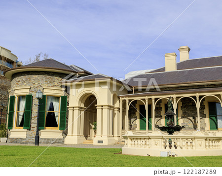 アデレードのおしゃれな洋風の洋風な建物 122187289