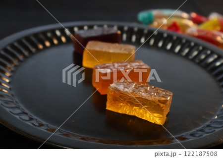 綺麗な色の果汁100%のゼリー 綺麗な色の果汁100%のゼリー 122187508