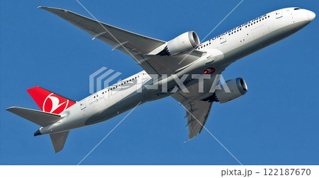 ターキッシュエアラインズB789離陸上昇 122187670