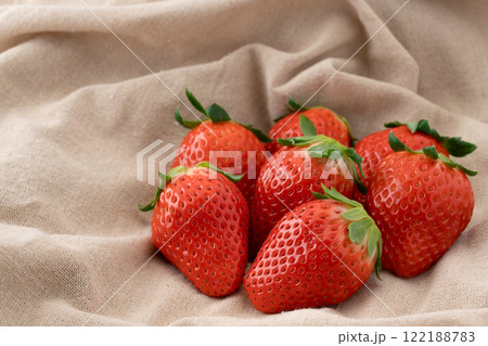 美味しそうなスカイベリー(苺) 美味しそうなスカイベリー(苺) 122188783