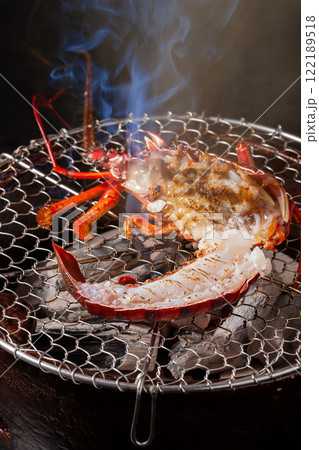 伊勢海老の鬼殻焼き 122189518