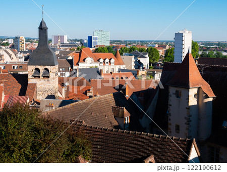 Houses and rooftops of Montlucon old city 122190612