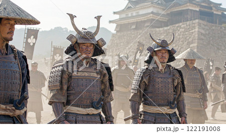 城を守る侍 122191008