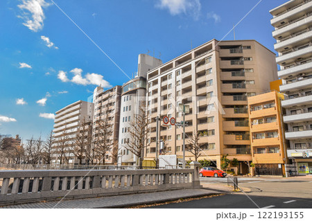 京都市上京区堀川　安倍晴明神社周辺の街並み 122193155