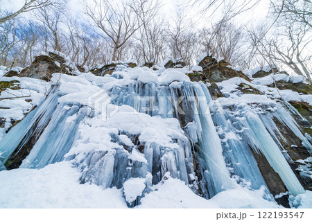 「青森県」奥入瀬渓流氷瀑の自然美 冬 「青森県」奥入瀬渓流氷瀑の自然美 冬 122193547
