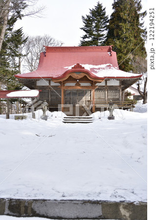 冬の北海道厚沢部町で大豊神社境内の風景を撮影 冬の北海道厚沢部町で大豊神社境内の風景を撮影 122194251