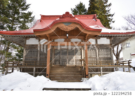 冬の北海道厚沢部町で大豊神社境内の風景を撮影 122194258