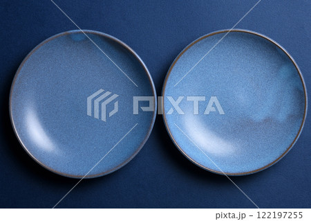青い皿の背景素材 122197255