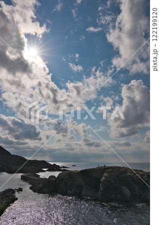 海に浮かぶ島：経島（ふみしま）大社 122199120