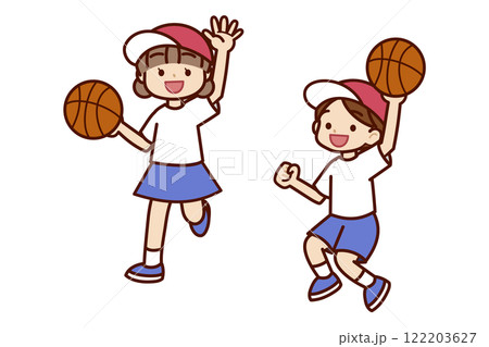 バスケットボールをする男の子と女の子 バスケットボールをする男の子と女の子 122203627