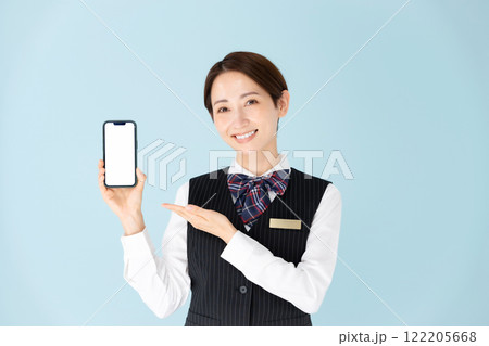 女性 制服 スマホ 女性 制服 スマホ 122205668