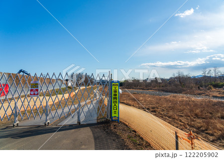 河川の工事現場 河川の工事現場 122205902