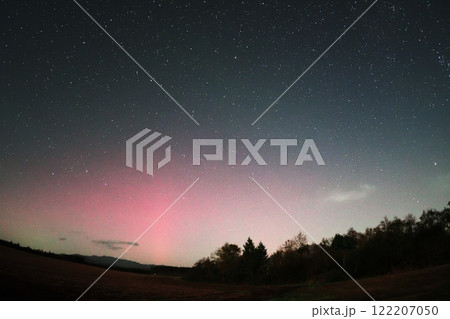 2024年10月11日に北海道に出現した低緯度オーロラ 122207050