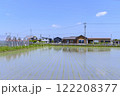 愛知県西尾市の植え付け直後の田園風景 122208377