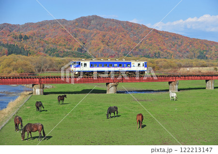 日高本線 蓬栄-日高三石 JR北海道 キハ40-351(苫小牧) 日高本線 蓬栄-日高三石 JR北海道 キハ40-351(苫小牧) 122213147
