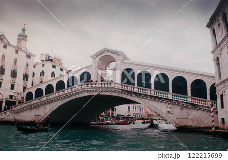 Ponte di Rialto Venices Famous Bridge Ponte di Rialto Venices Famous Bridge 122215699