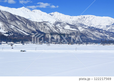 山麓から望む冬の白馬連峰 山麓から望む冬の白馬連峰 122217569
