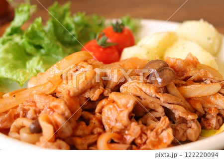 国産豚ローススライスの生姜焼き 122220094