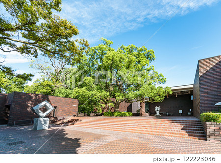 熊本県熊本市 快晴の熊本県立美術館本館 熊本県熊本市 快晴の熊本県立美術館本館 122223036