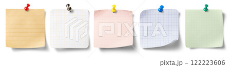画鋲で留めたカラフルなメモのテクスチャー 画鋲で留めたカラフルなメモのテクスチャー 122223606