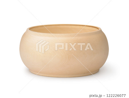 Open empty round wooden container 122226077
