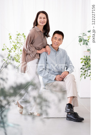 シニア夫婦のポートレート シニア夫婦のポートレート 122227156