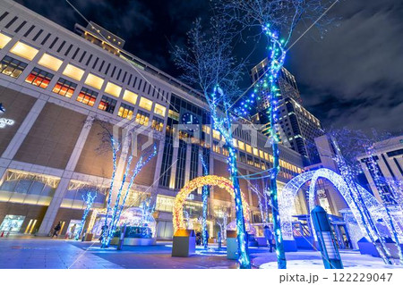 冬の札幌　さっぽろホワイトイルミネーション　サツエキイルミネーション　北海道札幌市 122229047