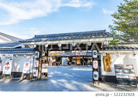 熊本県熊本市 熊本城のそばにある観光施設 桜の馬場 城彩苑 熊本県熊本市 熊本城のそばにある観光施設 桜の馬場 城彩苑 122232928