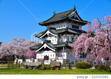 春 桜 弘前城 春 桜 弘前城 122233365