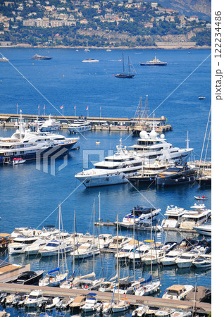 モナコのとても美しい街並み風景 モナコのとても美しい街並み風景 122234486