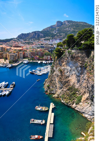 モナコのとても美しい街並み風景 122234701