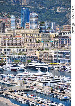 モナコのとても美しい街並み風景 122234740