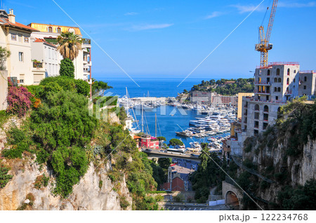 モナコのとても美しい街並み風景 モナコのとても美しい街並み風景 122234768