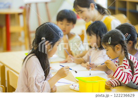 絵画教室 学童保育イメージ 絵画教室 学童保育イメージ 122236629