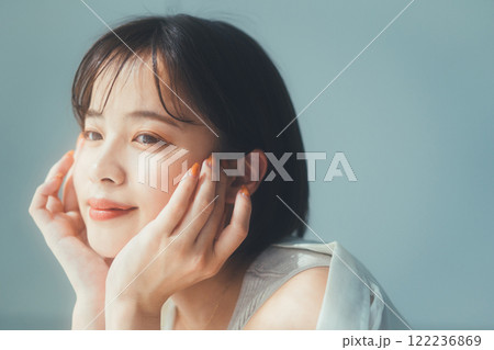 若い女性のビューティーイメージ 若い女性のビューティーイメージ 122236869