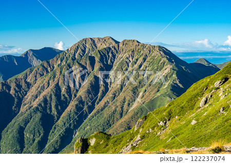 悪沢岳から見る赤石岳と小赤石岳 南アルプス 悪沢岳と荒川岳登山 悪沢岳から見る赤石岳と小赤石岳 南アルプス 悪沢岳と荒川岳登山 122237074