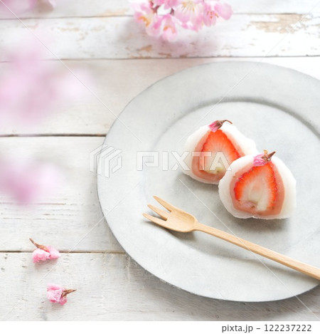 旬の和菓子いちご大福 122237222