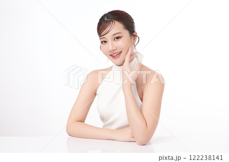 Beautiful young asian woman with clean fresh skin on white background, Face care, Facial treatment, Cosmetology, beauty and spa, Asian women portrait. 122238141