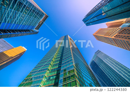 日本の東京都市景観　新風景。汐留シティセンターや電通など汐留の摩天楼を望む＝1月23日 122244380