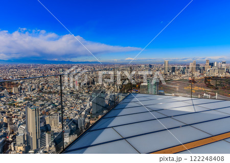 東京　渋谷区　渋谷スクランブルスクエアの展望施設 SHIBUYA SKY（渋谷スカイ）からの眺め 122248408