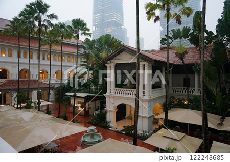 雨のラッフルズホテル（シンガポール） 122248685