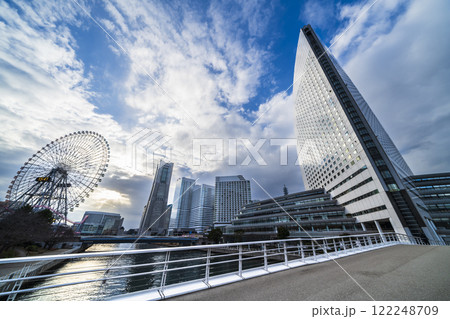 横浜みなとみらいの都市風景【神奈川県・横浜市】 122248709