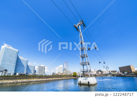 横浜みなとみらい・運河パークの都市風景【神奈川県・横浜市】 横浜みなとみらい・運河パークの都市風景【神奈川県・横浜市】 122248717