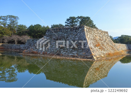 萩城の本丸天守台跡(山口県萩市) 萩城の本丸天守台跡(山口県萩市) 122249692
