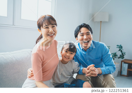 3人家族 3人家族 122251361