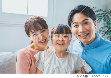 3人家族 3人家族 122251375