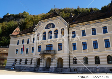 リヒテンシュタインの国会議事堂 122254230