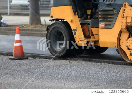 道路の舗装工事 道路の舗装工事 122255666